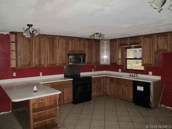 4th image of 105 Avenue B