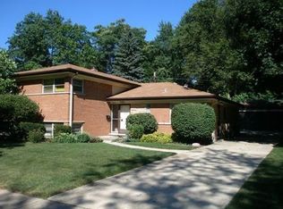 430 Alpine Ln, Wilmette, IL 60091
