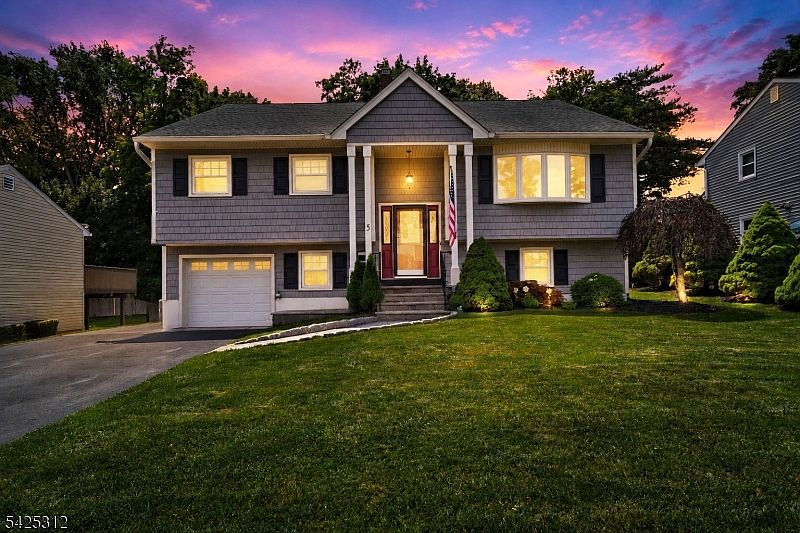 1st image of 5 Butler Pl