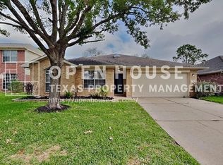 4959 Sentry Woods Ln, Pearland, TX 77584