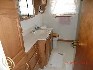 4th image of 31631 Lafler Dr