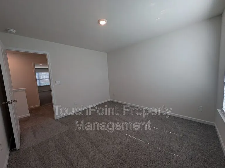 2167 Vanderlyn St — Photo 27