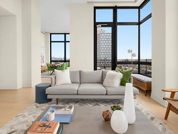 3rd image of 550 Vanderbilt Ave Penthouse E