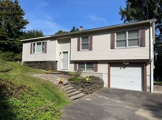 47 River Rd, South Deerfield, MA 01373
