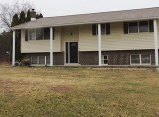 20 Weldon Dr, New Bloomfield, PA 17068