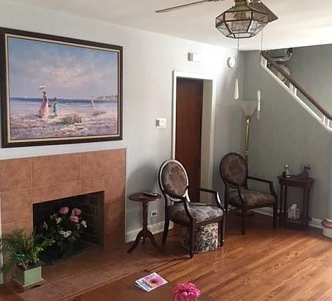 4th image of 2506 Fenton Ave