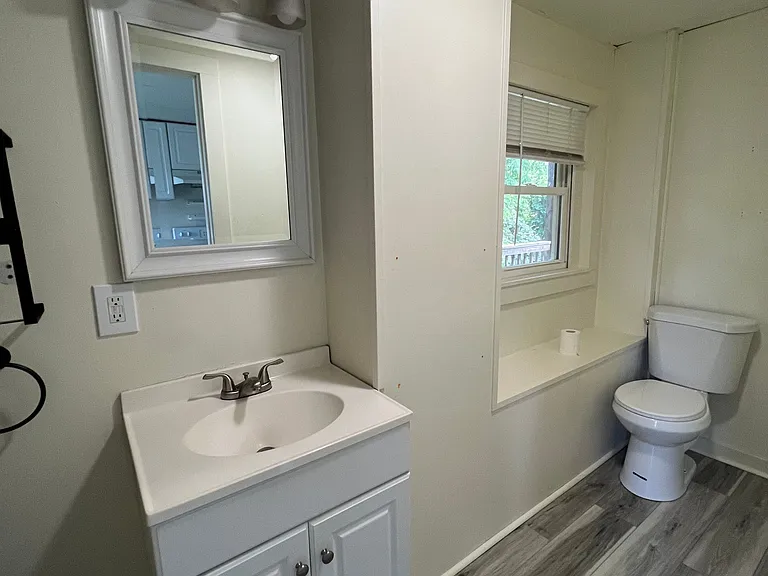 16-20 Lake St #2 — Photo 10