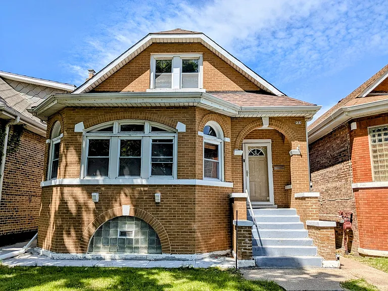 834 N Kolin Ave — Photo 1