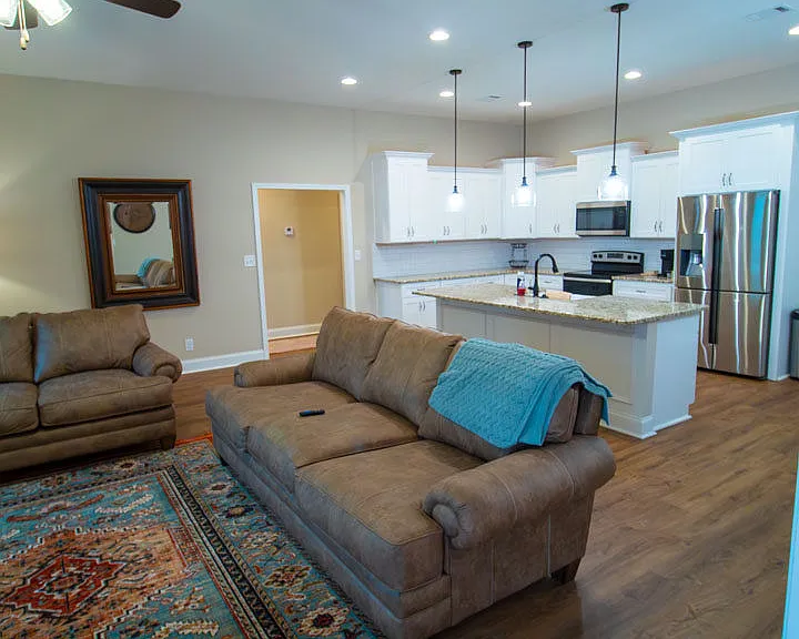 504 Nandina Ct — Photo 22