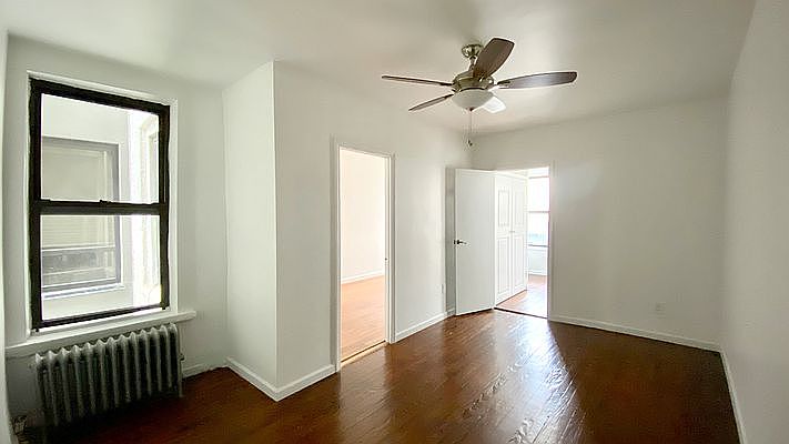 1st image of 11-34 44th Dr #6