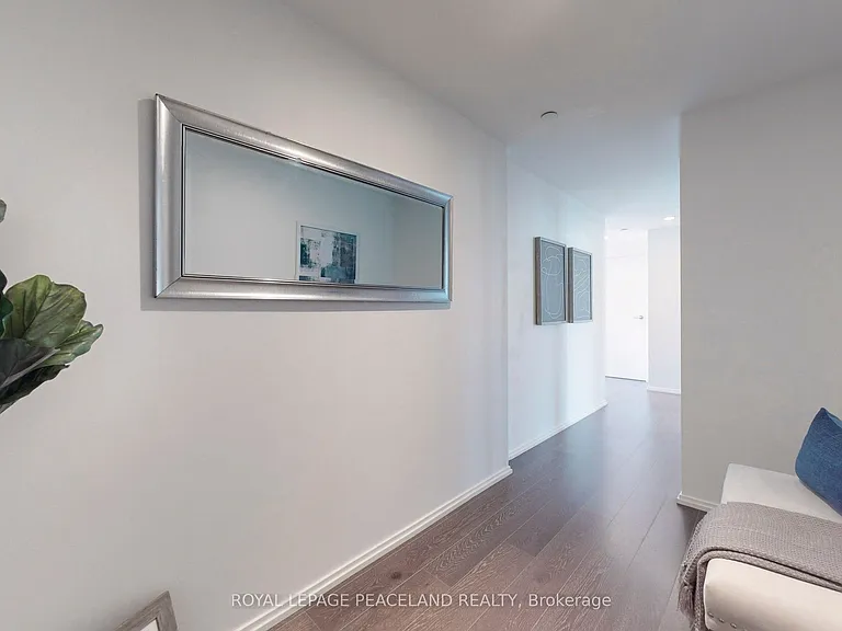 68 Shuter St #1810 — Photo 21