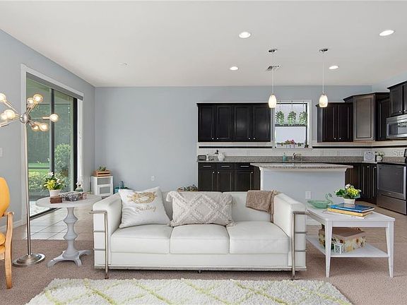 4th image of 2697 Sherman Oak Dr