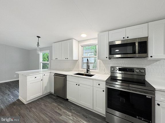 4th image of 232 Ella Welch Way