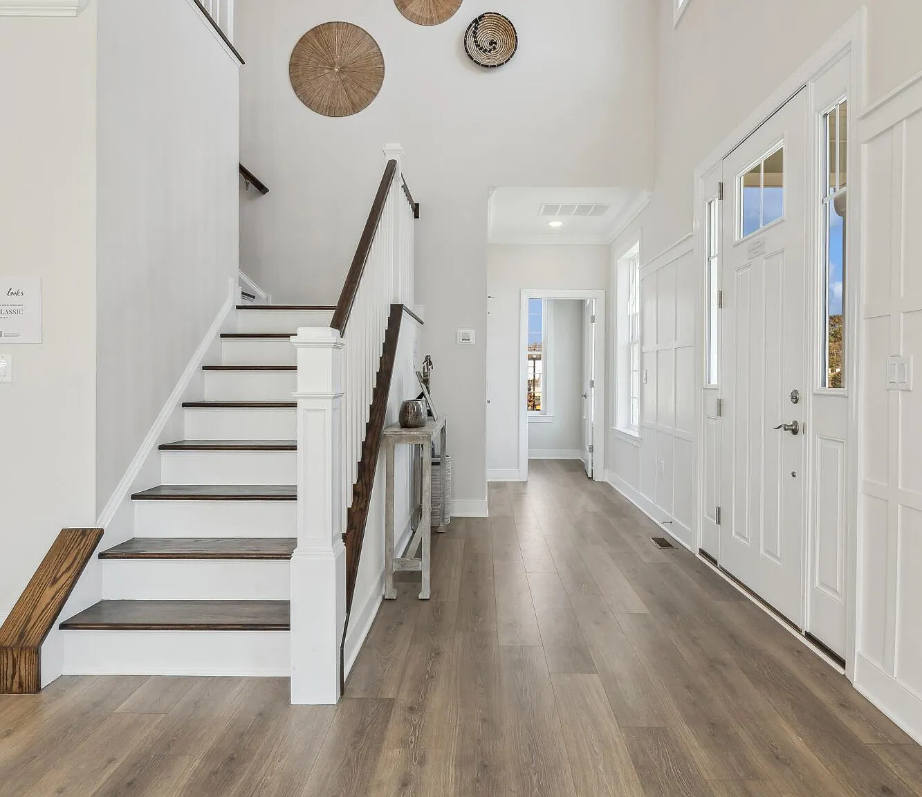 3 bed, 3.5 bath, 2364 sqft, $5,000 — Photo 4
