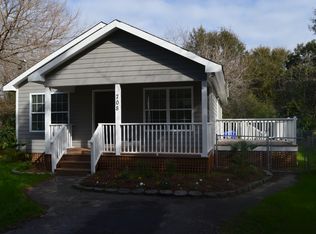 708 Kent St, Mount Pleasant, SC 29464