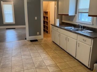 315 Blaine St, Elyria, OH 44035