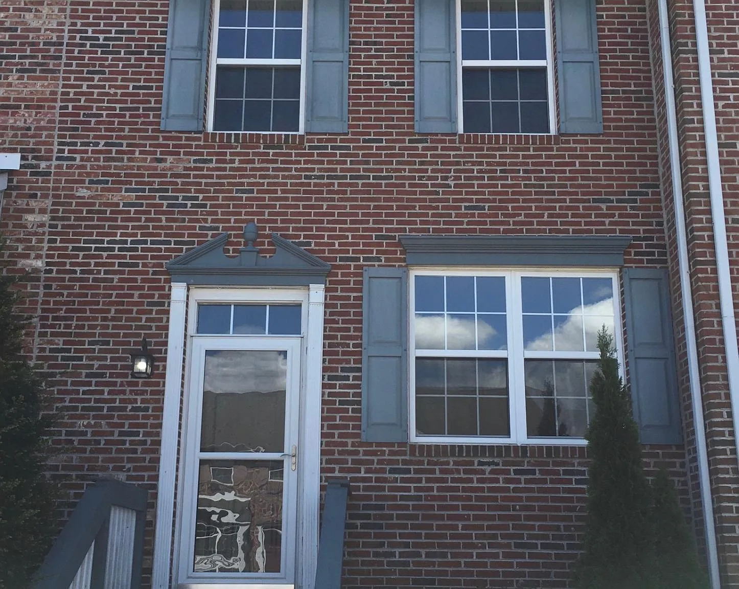 2 bed, 2.5 bath, 1300 sqft, $1,950 — Photo 1