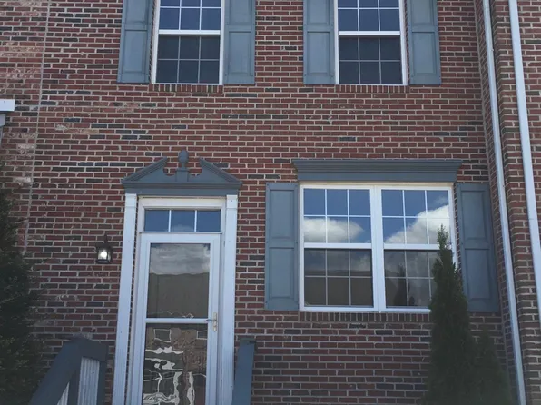 8 Kina Ct, Elkton, MD 21921