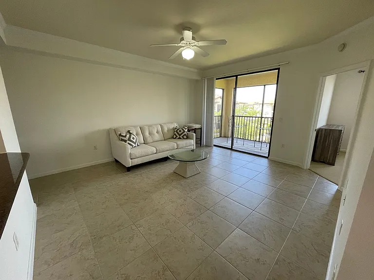 12970 Positano Cir #306 — Photo 8