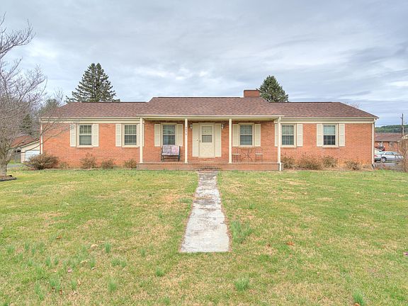 2nd image of 5870 Jewell Ave