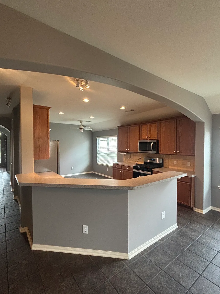 Building Photo - 10619 Crownsedge Dr