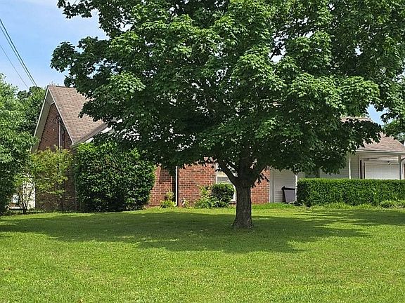 3rd image of 301 Short Ct