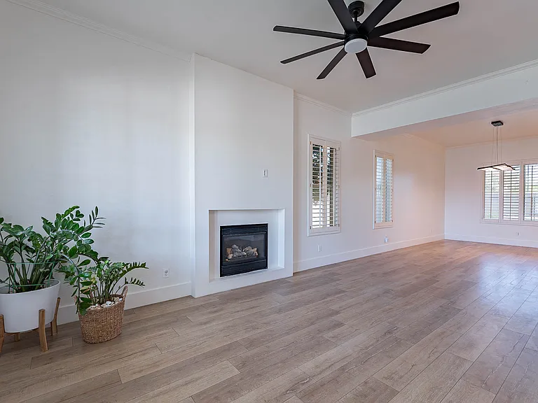 2956 S Birch Ct — Photo 10