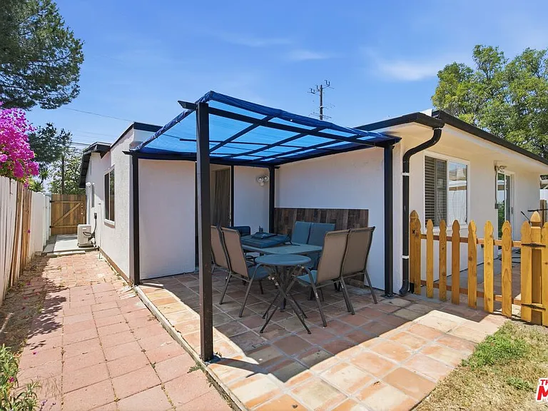 10530 Zelzah Ave — Photo 14