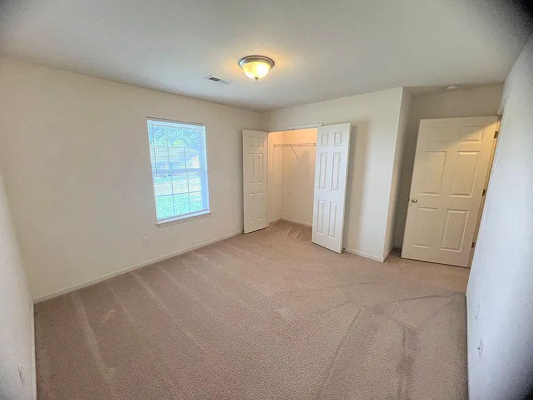 21057 Honest Ln — Photo 6
