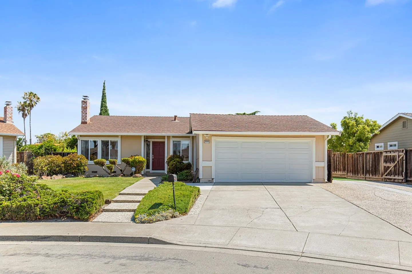 38192 Columbine Pl photo 1
