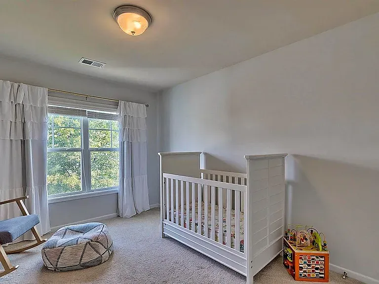 488 Freshwater Dr — Photo 8