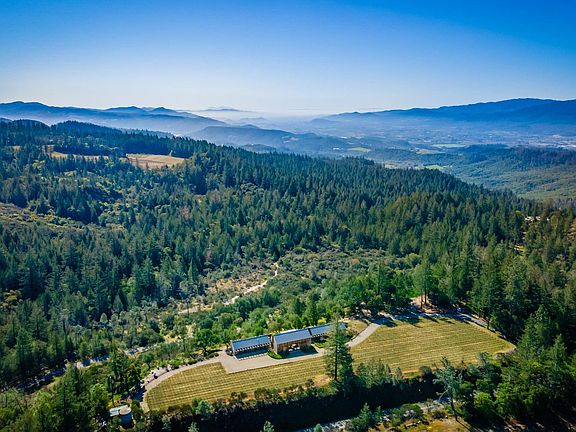4th image of 285 Howell Mountain Road
