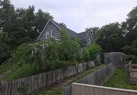 3rd image of 2713 13th Ave
