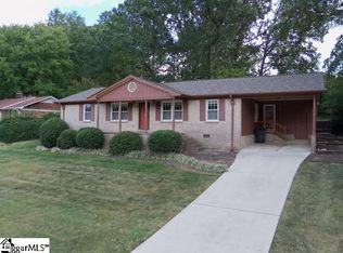 4 Confederate Cir, Taylors, SC 29687