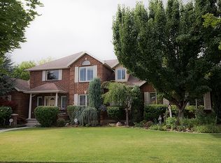 529 E Moss Creek Dr, Murray, UT 84107