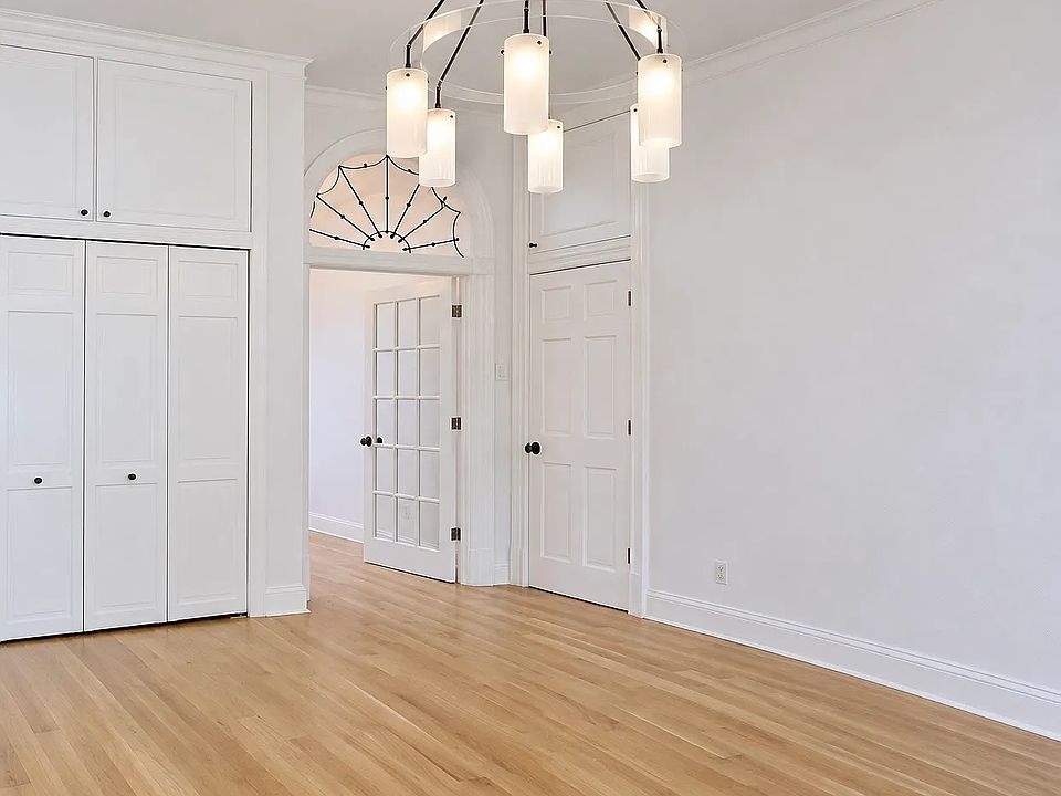 1st image of 621 17th St #2L