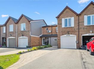 2152 Pelee Blvd, Oakville, ON L6H 4C8