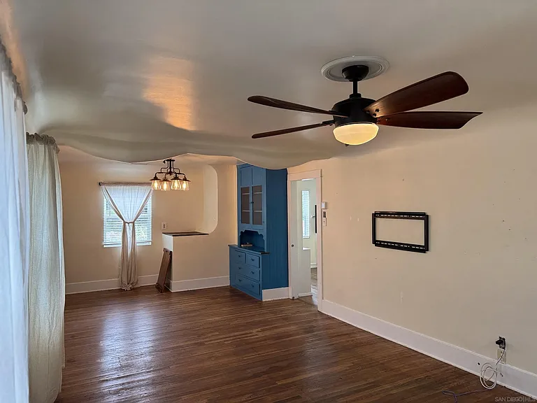 3669 Swift Ave — Photo 8