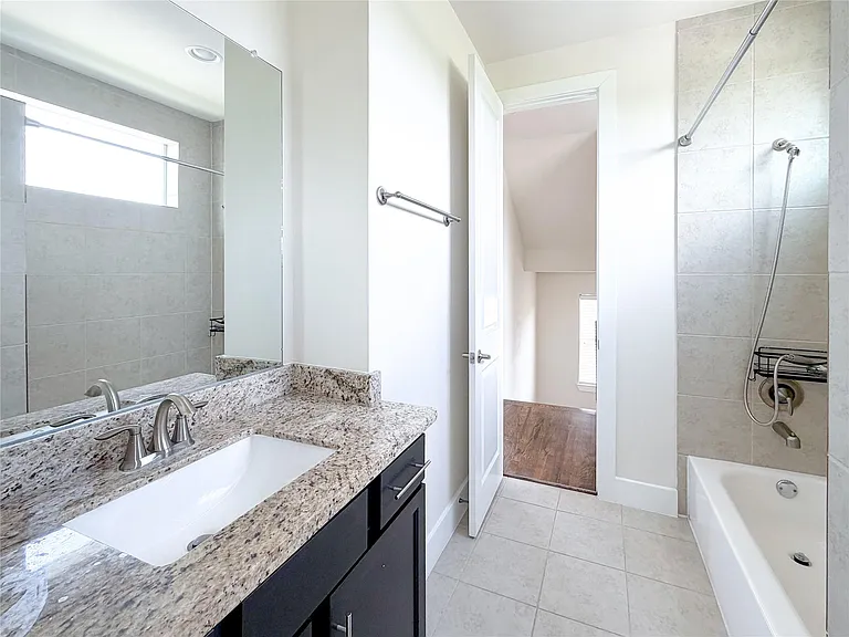 1803 Crestdale Dr — Photo 11
