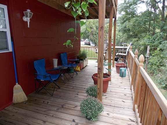 Bottom Back Deck 