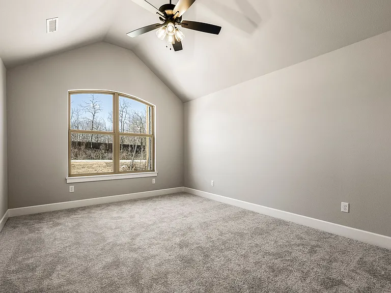 34 Taransay Dr — Photo 26