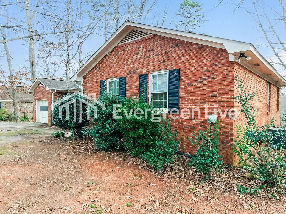 213 Andover Cir