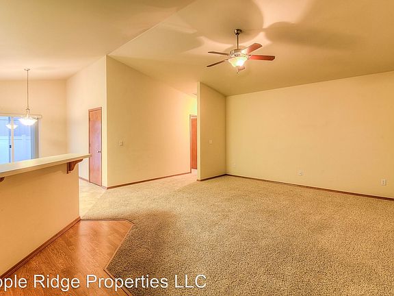 4th image of 1003 S 91st Ave #1