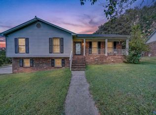 104 Reagan Ln, Huntsville, AL 35811