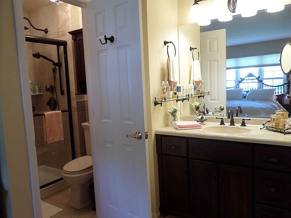 5th image of 46 Sunny Brook Cir #0
