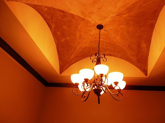 Dining Room Ceiling
						:
						Dining Room Ceiling