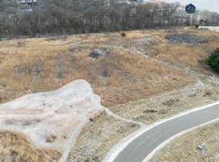 2 Fox Hill Trl, Verona, WI 53593