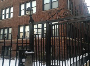 716 W Grace St APT 3S, Chicago, IL 60613