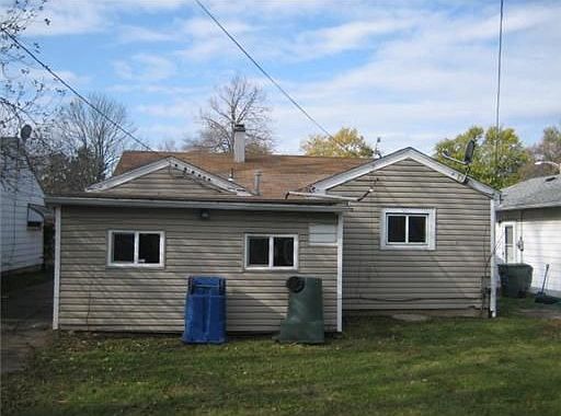 3rd image of 648 Mia Ave