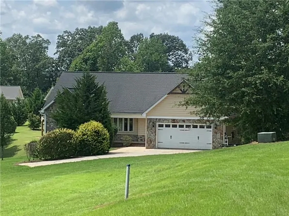103 Fair Haven Ct, Seneca, SC 29672
